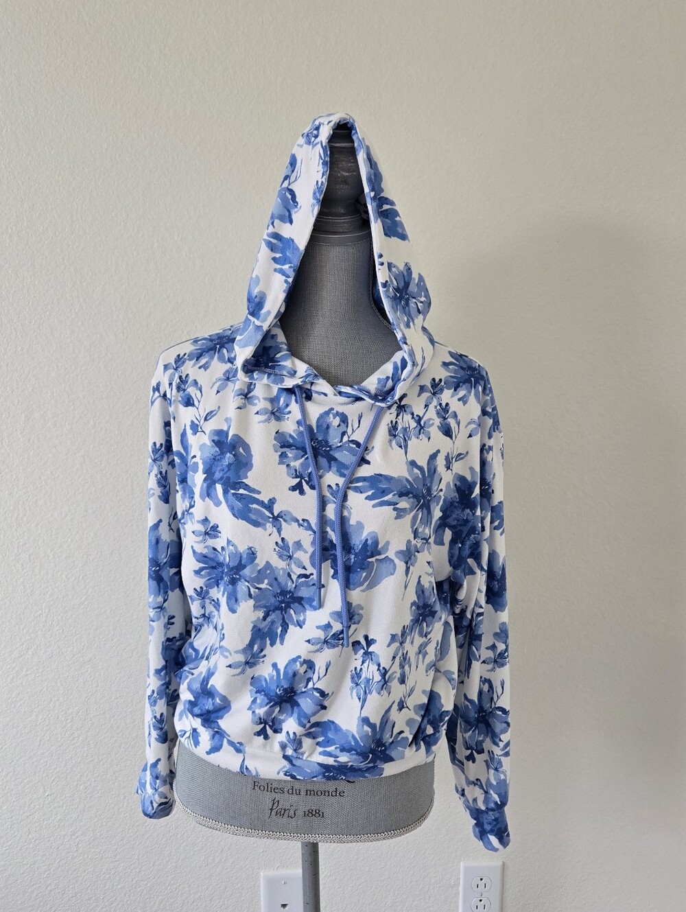 PJ Salvage Long Sleeve Hoodie Cozy Pajama Top Loungewear Blue White Floral Small